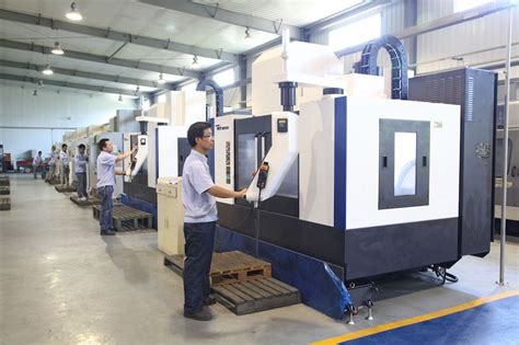 cnc machine shops in iowa|Bowe Machine Company .